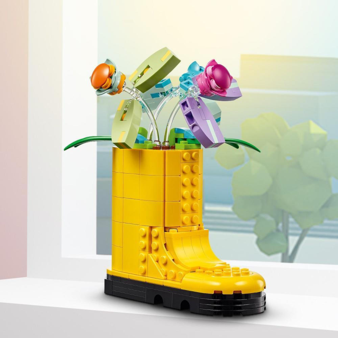 Lego Creator 3-in-1 Flowers in Watering Can για 8+ ετών 31149